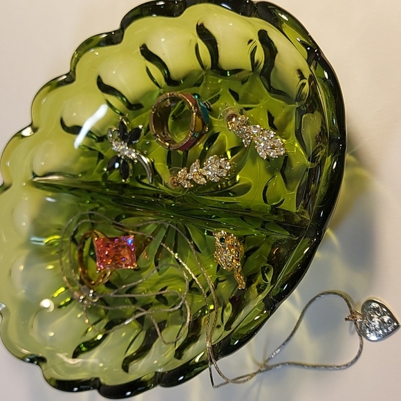 Vintage Green Glass Candy Dish - Picture 6 of 14